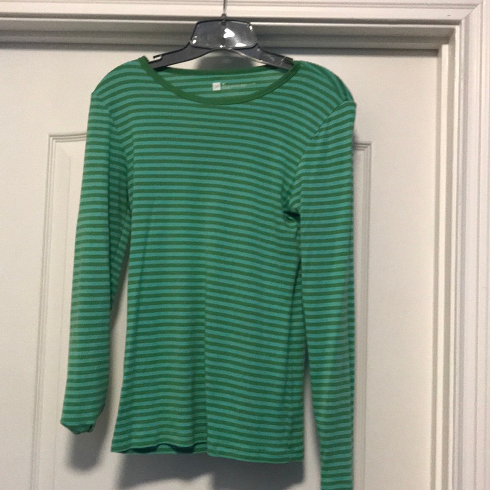 Gap long sleeve tee